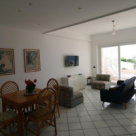 Villa Laura - Sul Mare ปิซโซ ภายนอก รูปภาพ