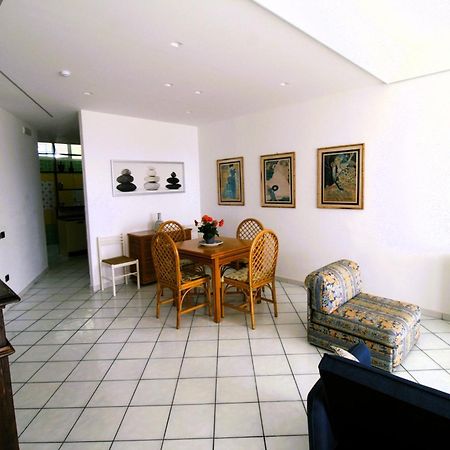 Villa Laura - Sul Mare ปิซโซ ภายนอก รูปภาพ
