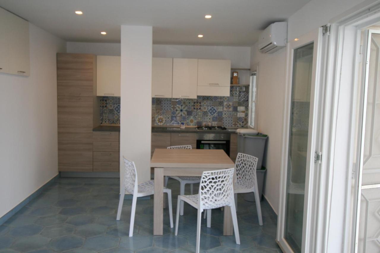 Villa Laura - Sul Mare ปิซโซ ภายนอก รูปภาพ