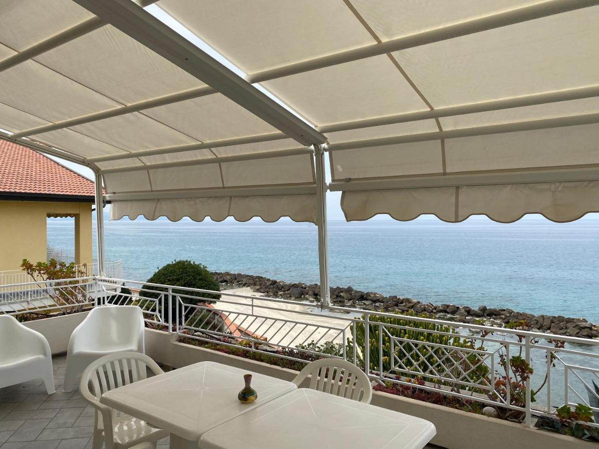 Villa Laura - Sul Mare ปิซโซ ภายนอก รูปภาพ