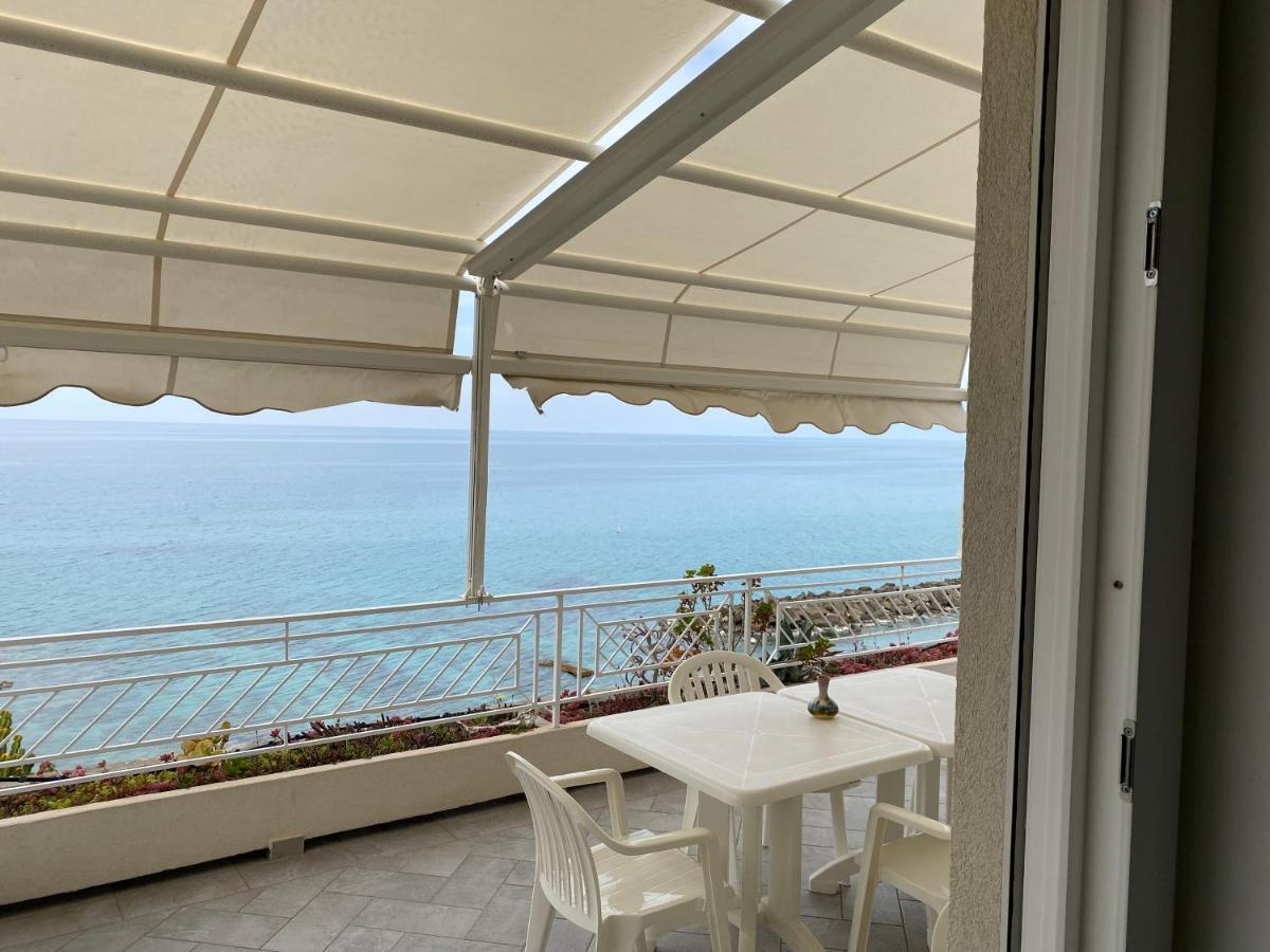 Villa Laura - Sul Mare ปิซโซ ภายนอก รูปภาพ
