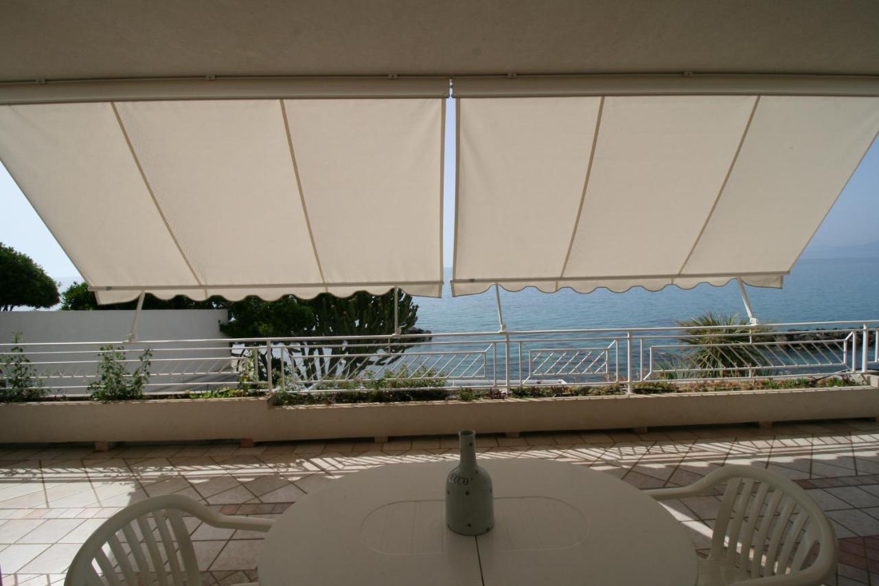 Villa Laura - Sul Mare ปิซโซ ภายนอก รูปภาพ