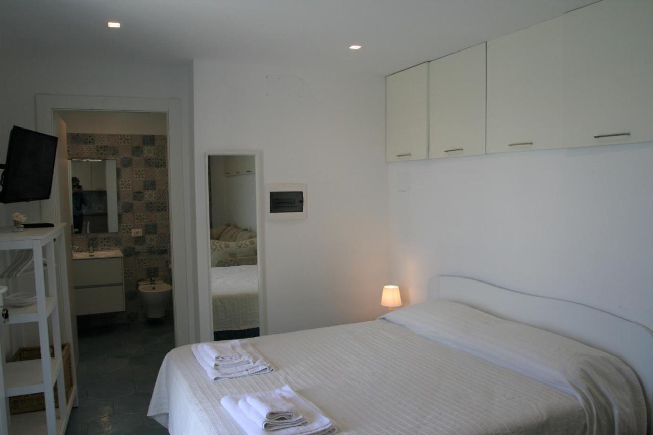 Villa Laura - Sul Mare ปิซโซ ภายนอก รูปภาพ