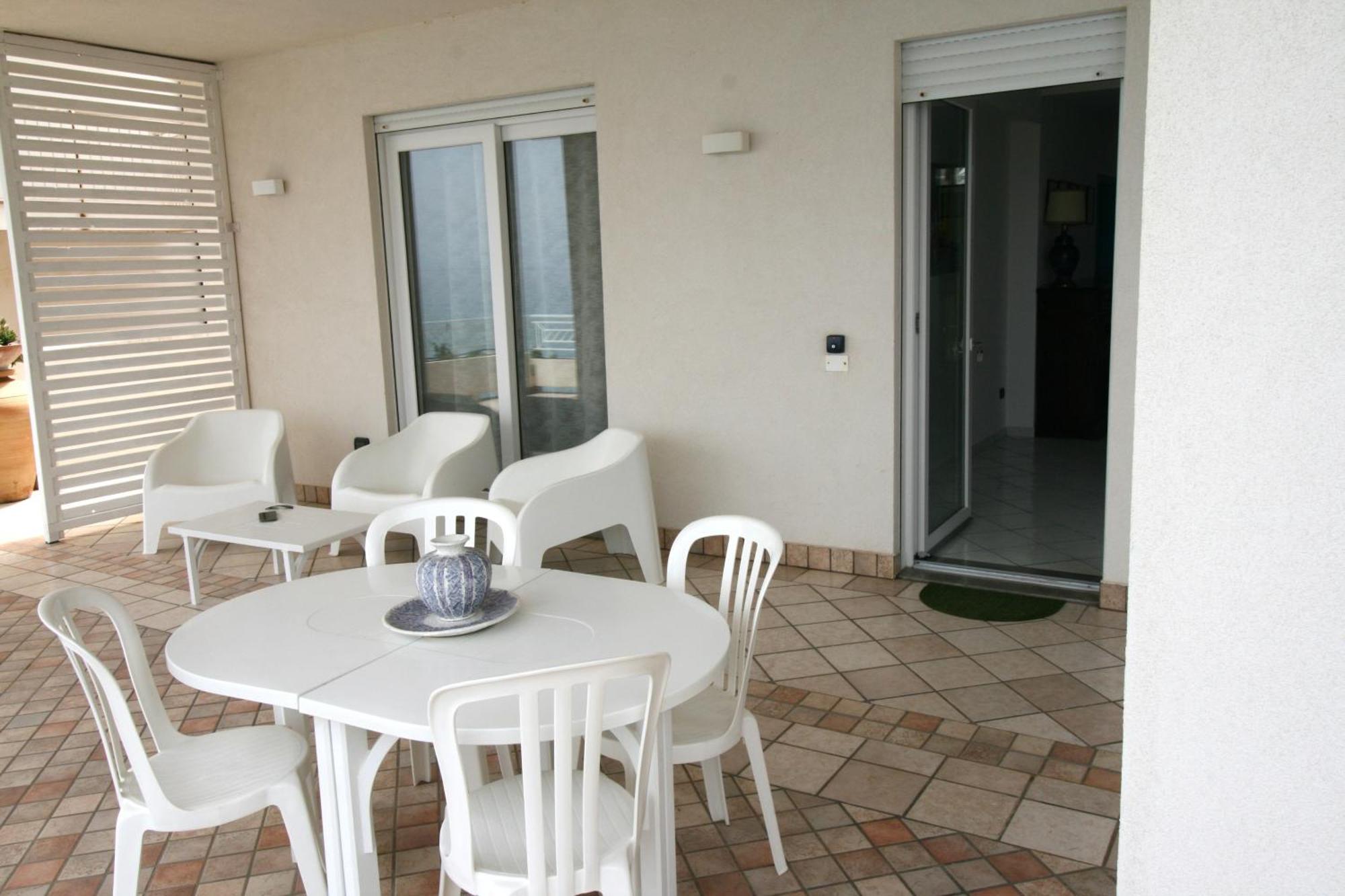 Villa Laura - Sul Mare ปิซโซ ภายนอก รูปภาพ
