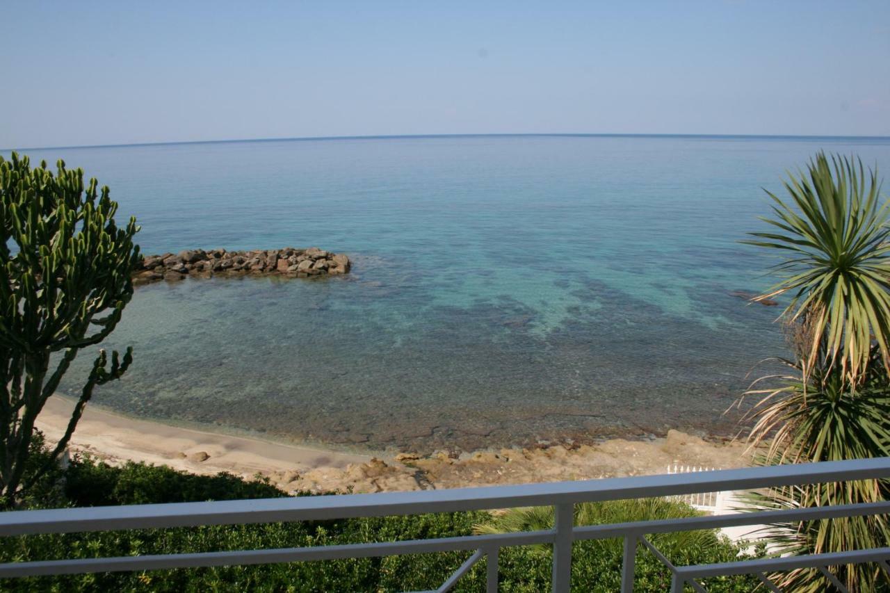 Villa Laura - Sul Mare ปิซโซ ภายนอก รูปภาพ
