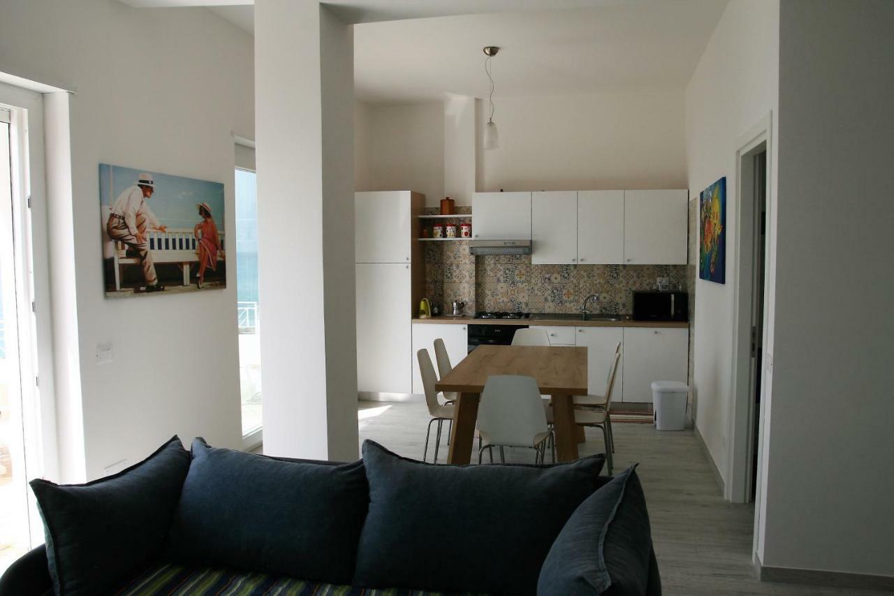 Villa Laura - Sul Mare ปิซโซ ภายนอก รูปภาพ