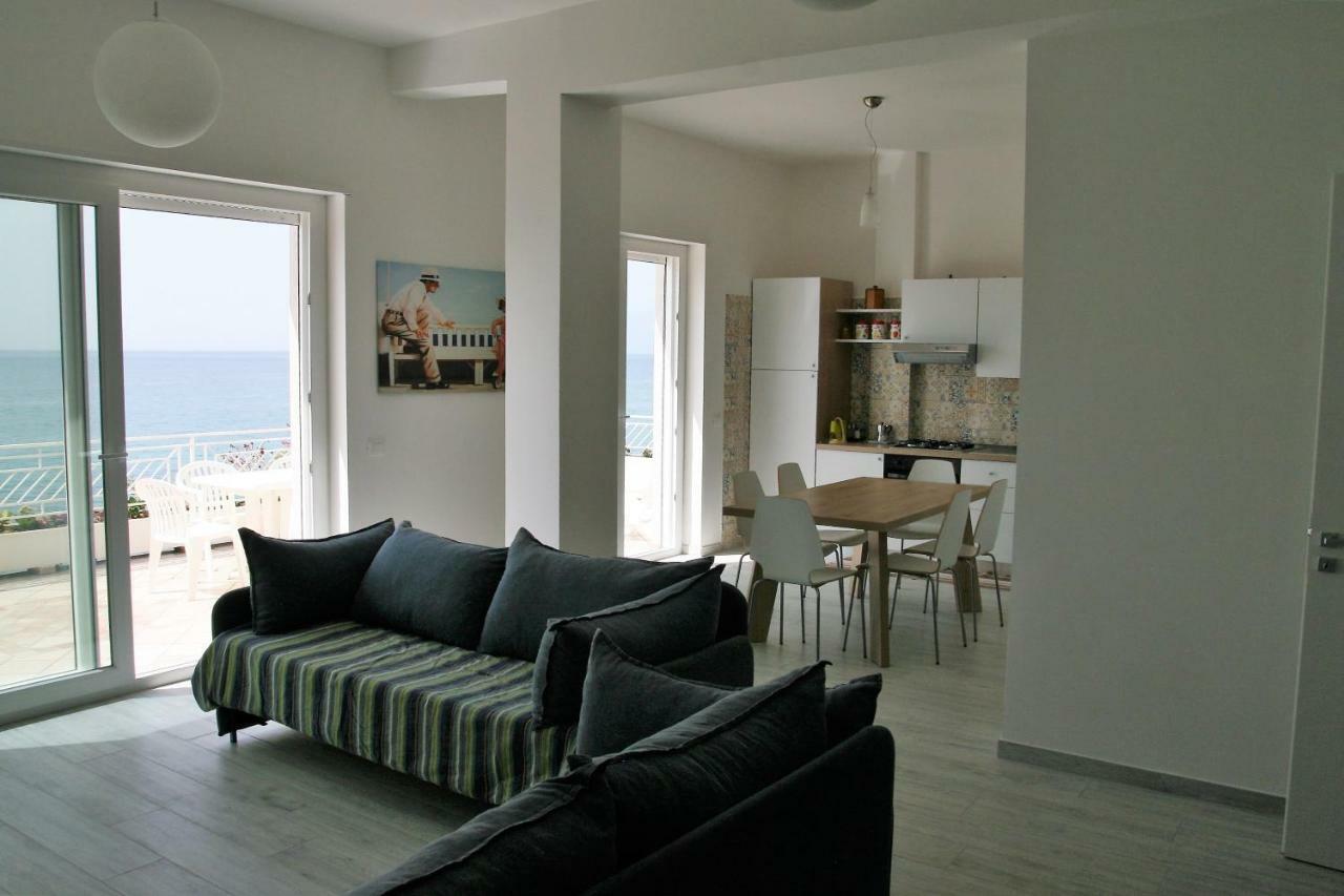 Villa Laura - Sul Mare ปิซโซ ภายนอก รูปภาพ