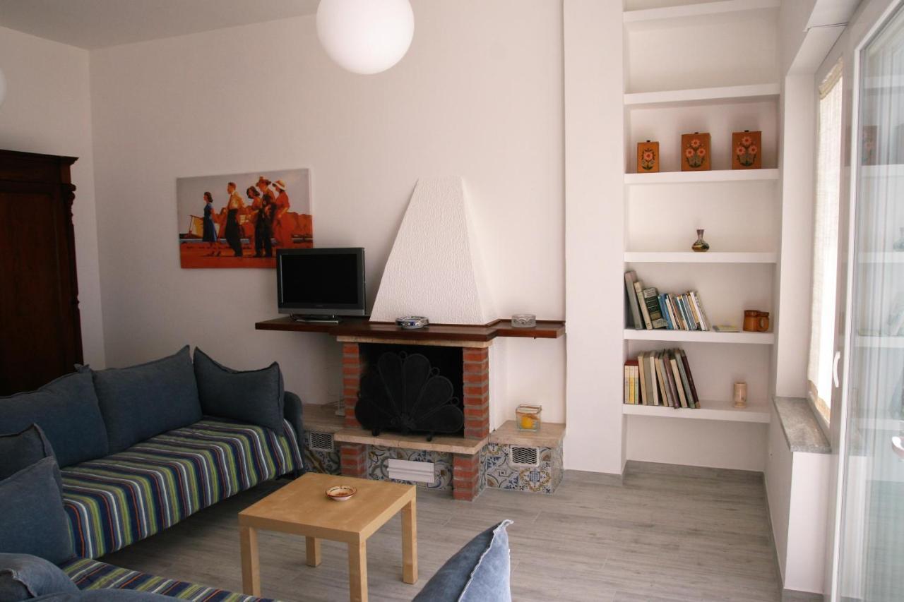 Villa Laura - Sul Mare ปิซโซ ภายนอก รูปภาพ